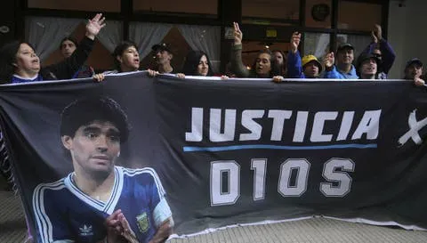 lo-unico-que-recuerdo-era-que-maradona-tenia-la-panza-muy-hinchada-dijo-el-comisario-lucas-rodrigo-borge