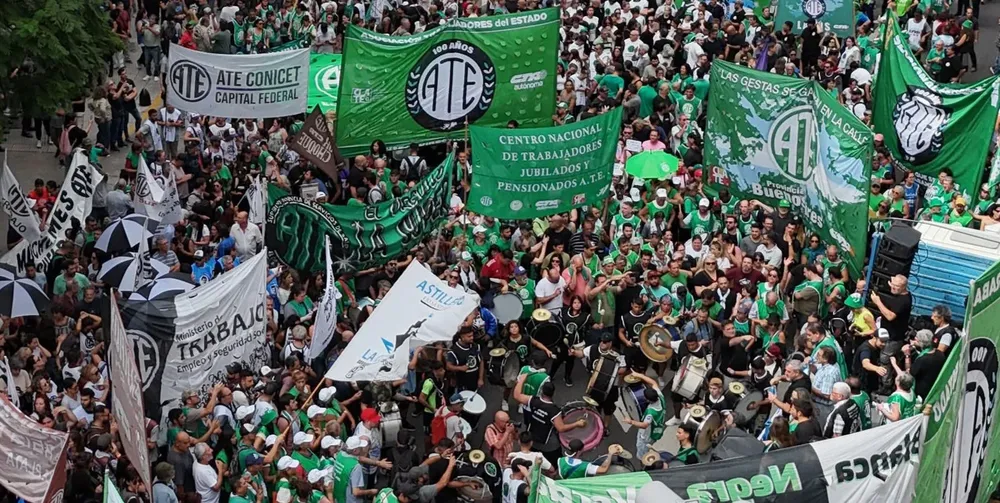 el-gobierno-les-descontara-el-dia-los-estatales-que-se-adhieran-al-paro-nacional-contra-la-reforma-laboral