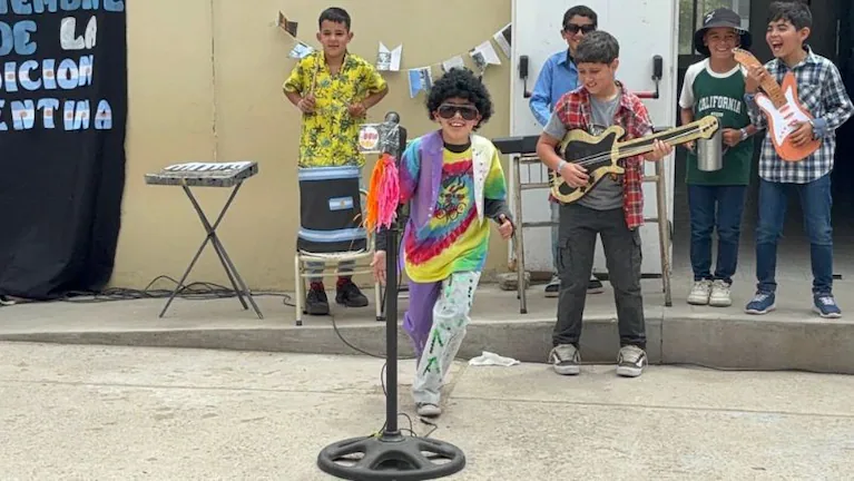 el-genero-que-hizo-bailar-a-generaciones-sera-parte-de-la-curricula-en-todos-los-niveles-escolares-de-la-provincia-L3775CIC2JEK3A5IMPT6HBMFSA